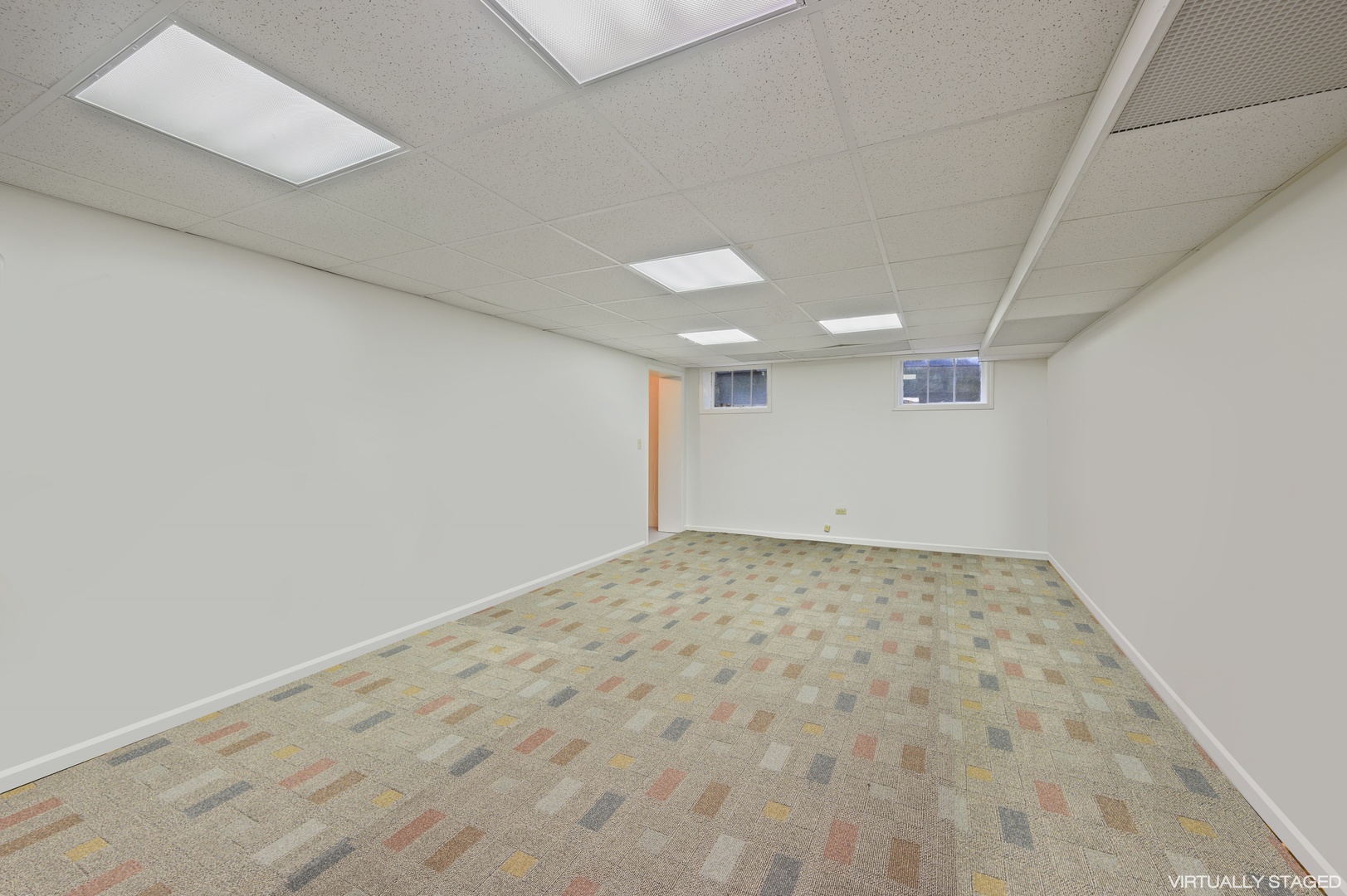 1042 Pontiac Road Wilmette, IL 60091 - Photo 22 of 26 a view of empty room