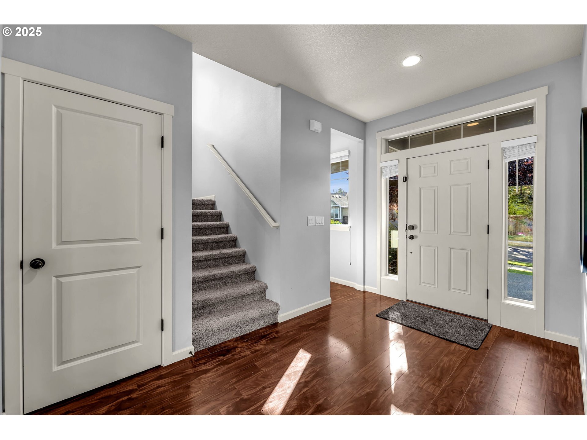 204 North 38th Place Ridgefield, WA 98642 - Photo 6 of 43 Gallery Image 6