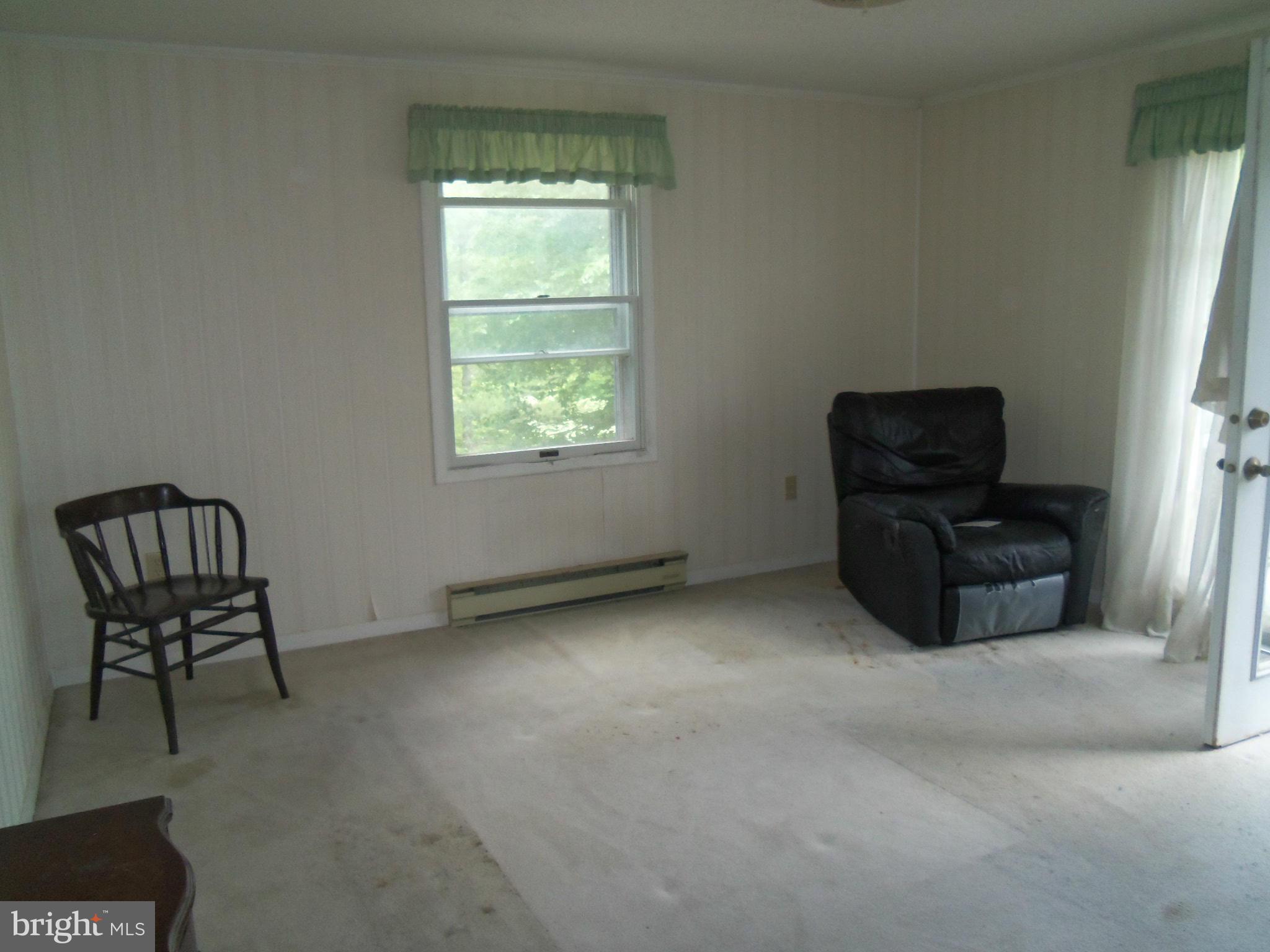 2370 Uniontown Road Westminster, MD 21158 - Photo 11 of 14 Bedroom (Master)