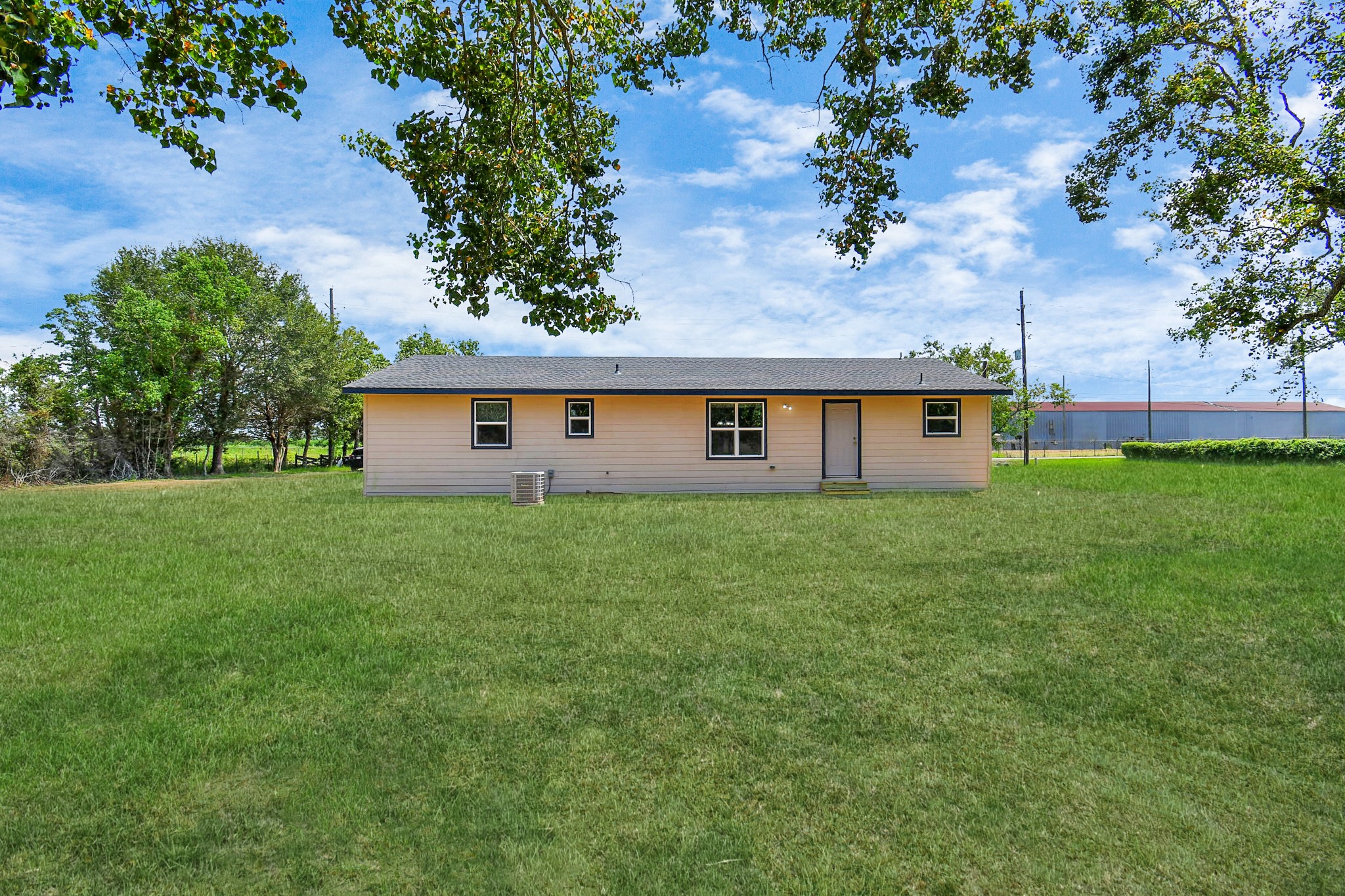 1030 San Felipe Road Sealy, TX 77474 - Photo 34 of 37