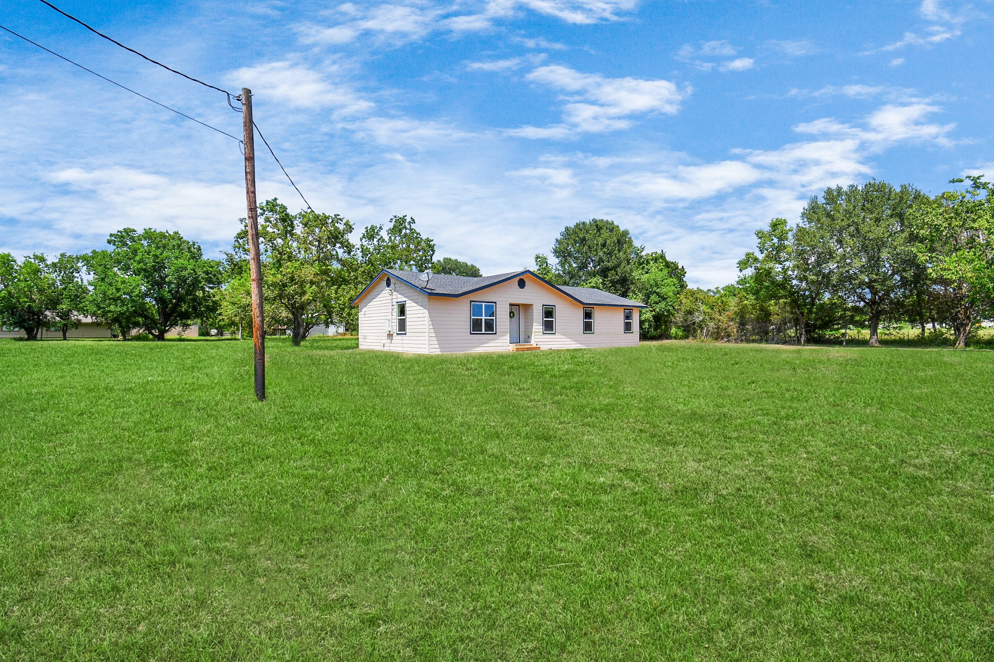 1030 San Felipe Road Sealy, TX 77474 - Photo 5 of 37