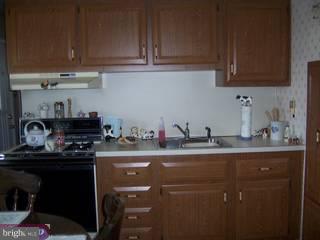 2845 Narcissus Road Philadelphia, PA 19154 - Photo 3 of 6 Gallery Image 3