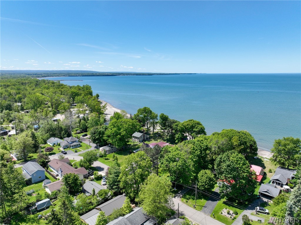 38 Wide Beach Road Brant, NY 14081 - Photo 2 of 48