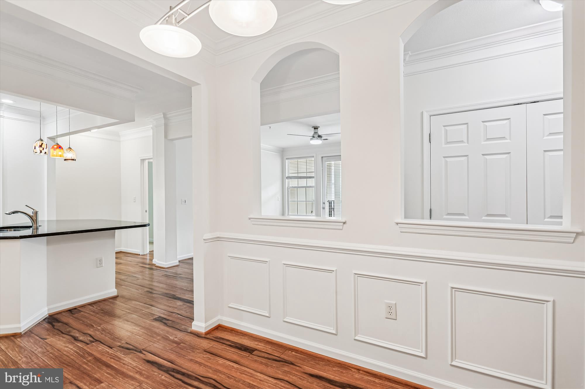 23 Arch Place, Unit 273 Gaithersburg, MD 20878 - Photo 11 of 103 Dining Room