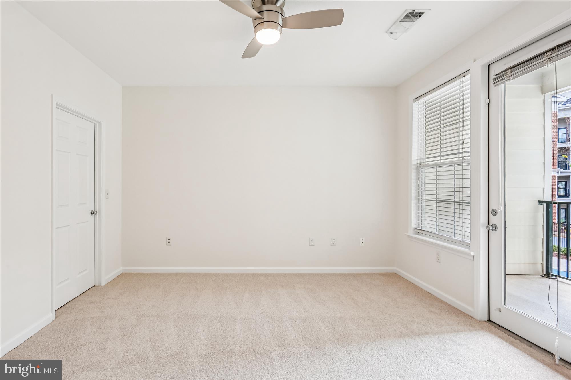 23 Arch Place, Unit 273 Gaithersburg, MD 20878 - Photo 34 of 103 Bedroom