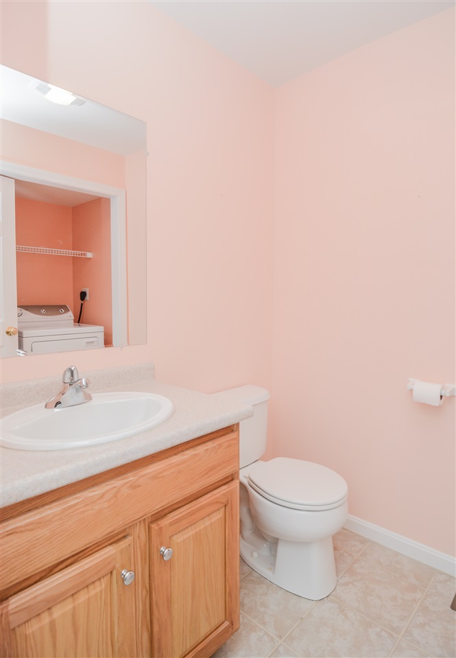 55 Brookview Road Windham, NH 03087 - Photo 23 of 40