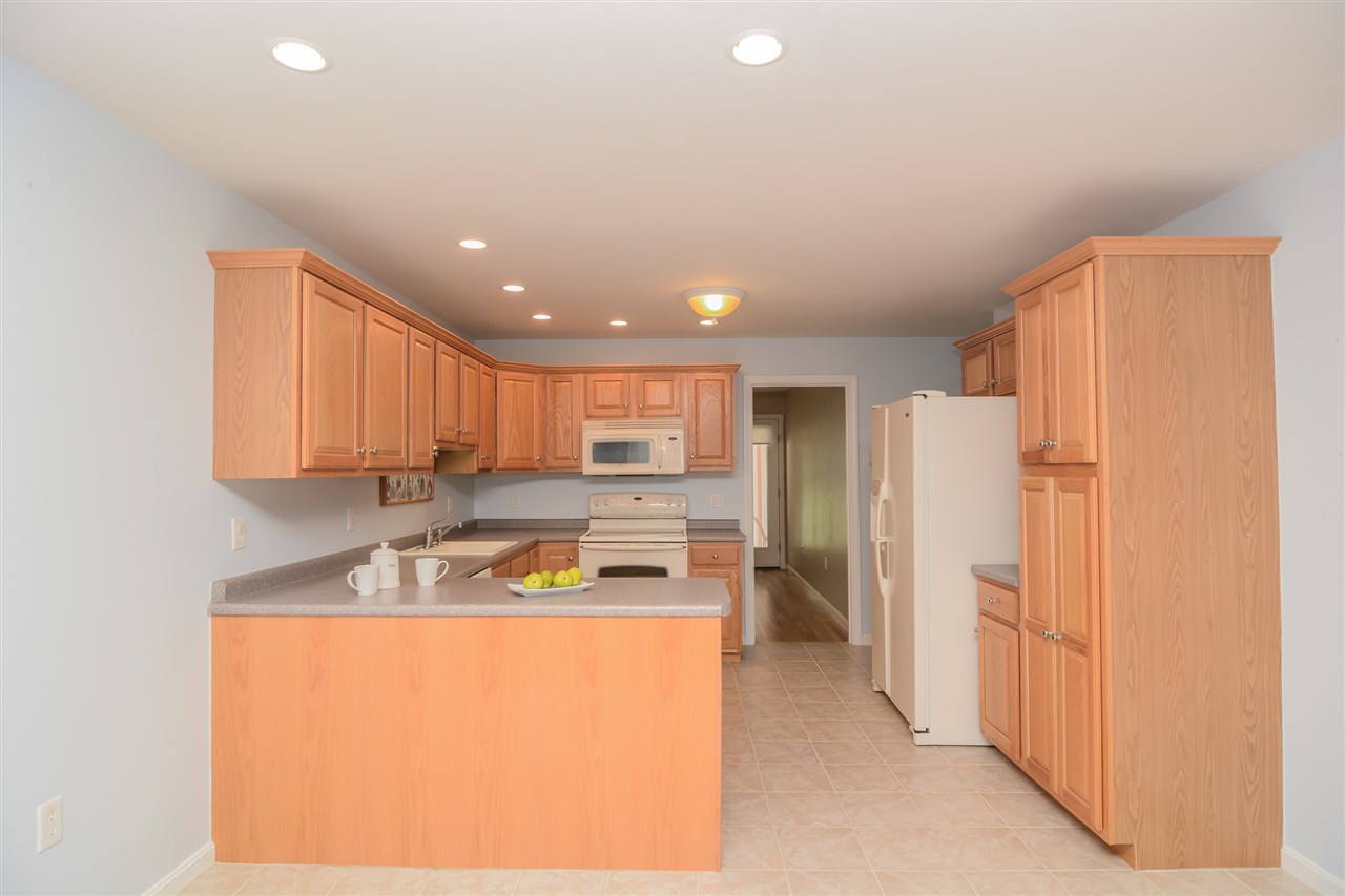 55 Brookview Road Windham, NH 03087 - Photo 6 of 40