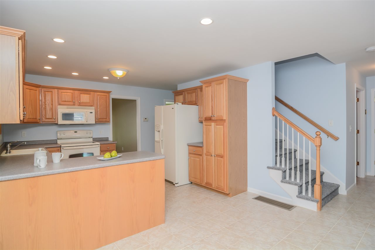 55 Brookview Road Windham, NH 03087 - Photo 8 of 40