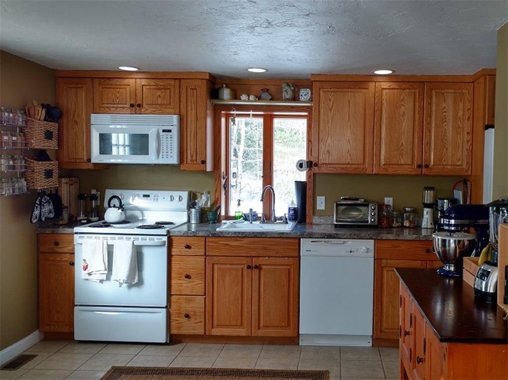 435 Windsor Road China, ME 04358 - Photo 2 of 22 Kitchen