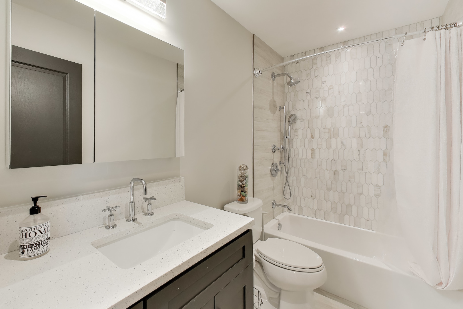 313 South NW Highway, Unit 2 Park Ridge, IL 60068 - Photo 33 of 35 Gallery Image 33
