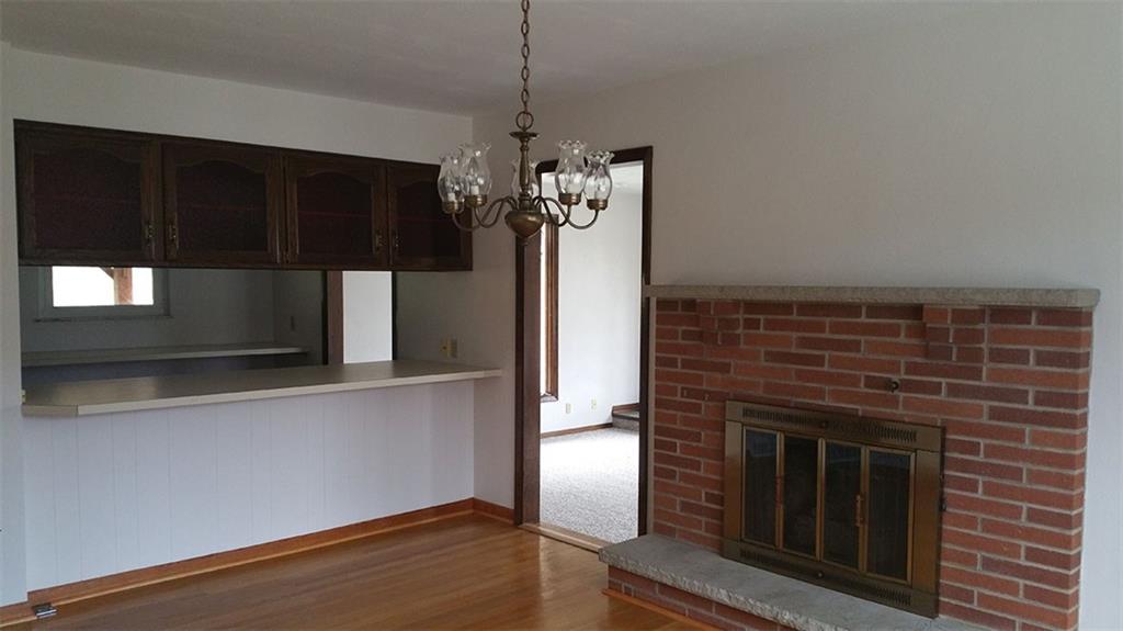 427 North Ben Franklin Road Indiana, PA 15701 - Photo 5 of 25 Living Room