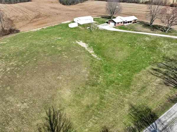 $327,000 | 1570 East 300 South, Washington, IN 47501