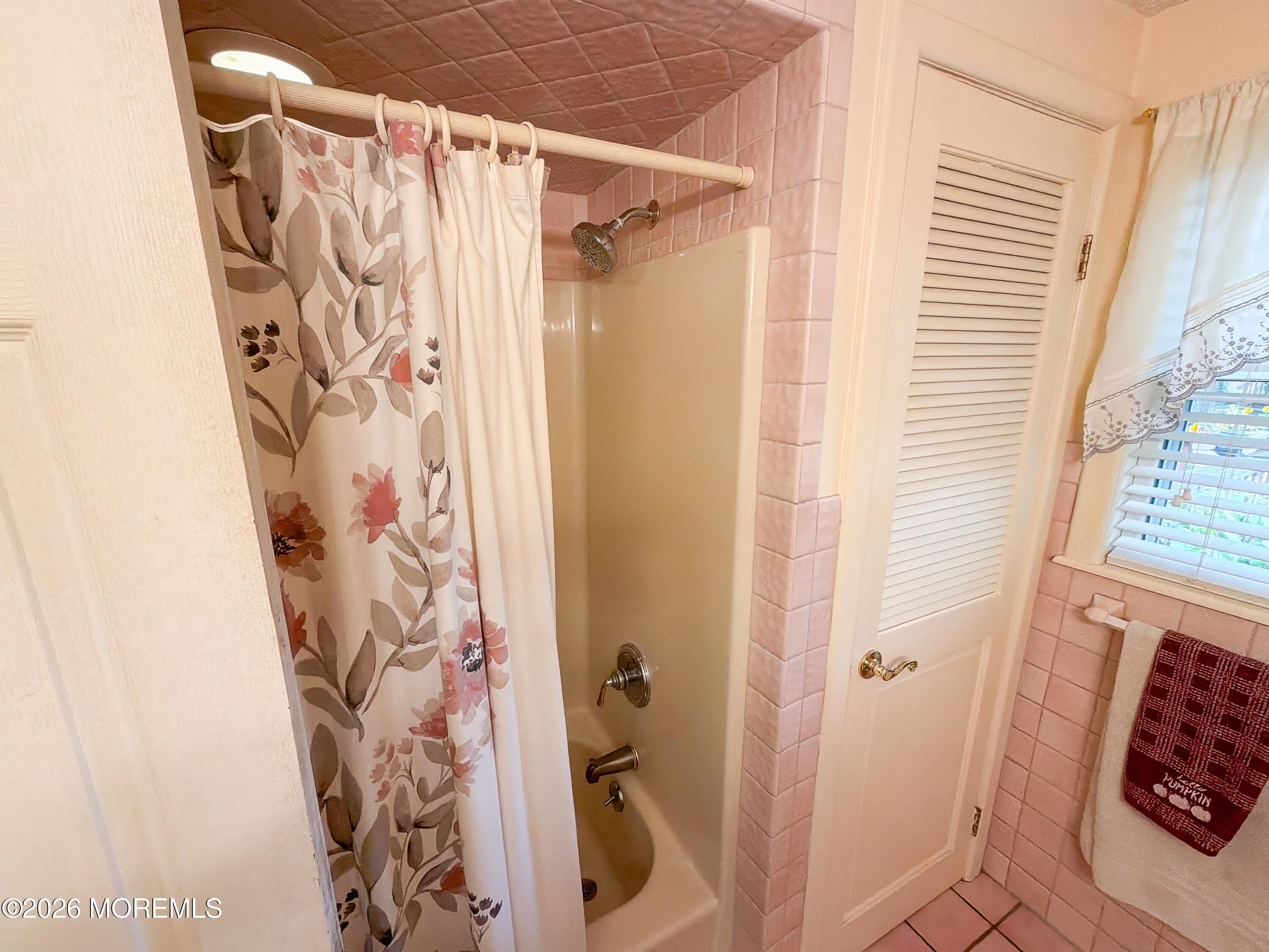45 Hope Chapel Road Jackson, NJ 08527 - Photo 24 of 50 45 H Chapel Hall Bathrm
