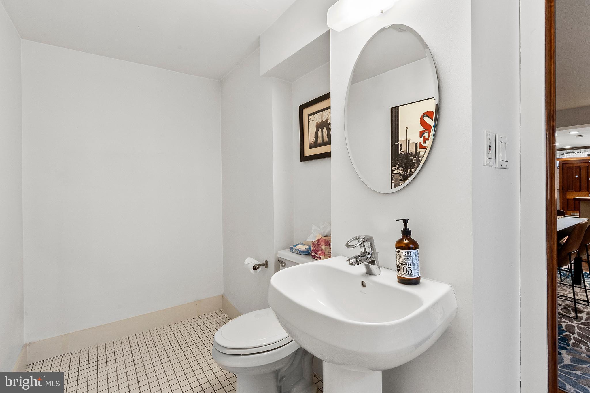 334 South 19th Street Philadelphia, PA 19103 - Photo 9 of 30