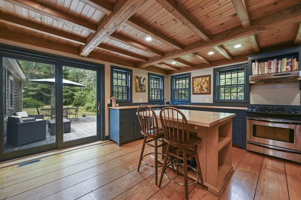 153 Wapping Road Kingston, MA 02364 - Photo 2 of 27