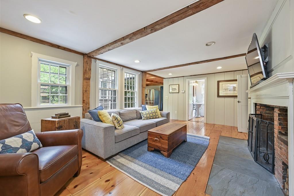 153 Wapping Road Kingston, MA 02364 - Photo 6 of 27
