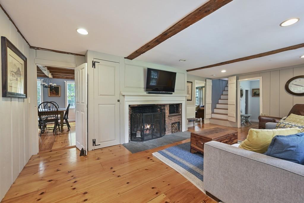 153 Wapping Road Kingston, MA 02364 - Photo 7 of 27