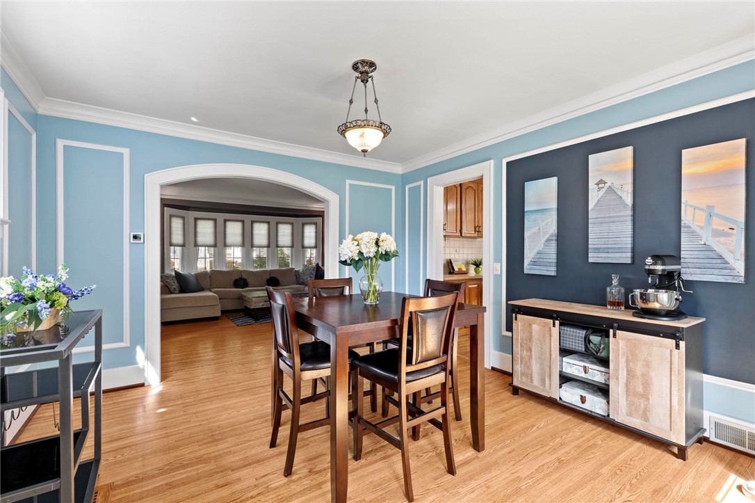 345 Hurstbourne Road Irondequoit, NY 14609 - Photo 11 of 34