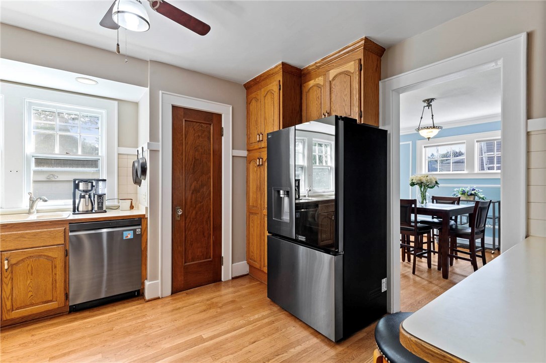 345 Hurstbourne Road Irondequoit, NY 14609 - Photo 16 of 34