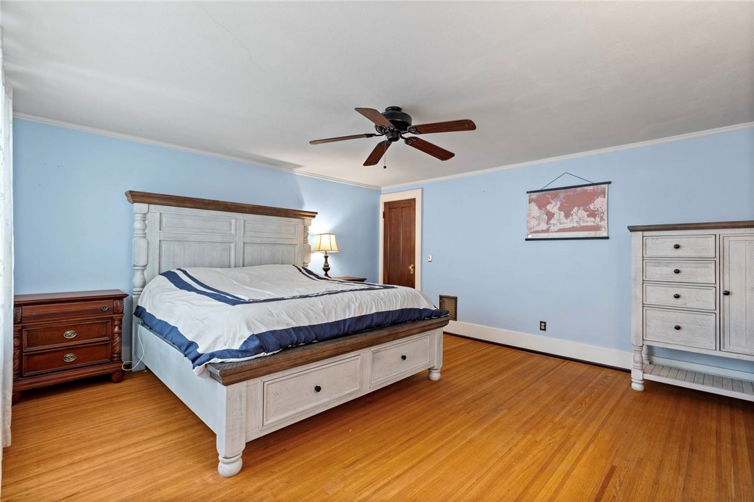 345 Hurstbourne Road Irondequoit, NY 14609 - Photo 19 of 34