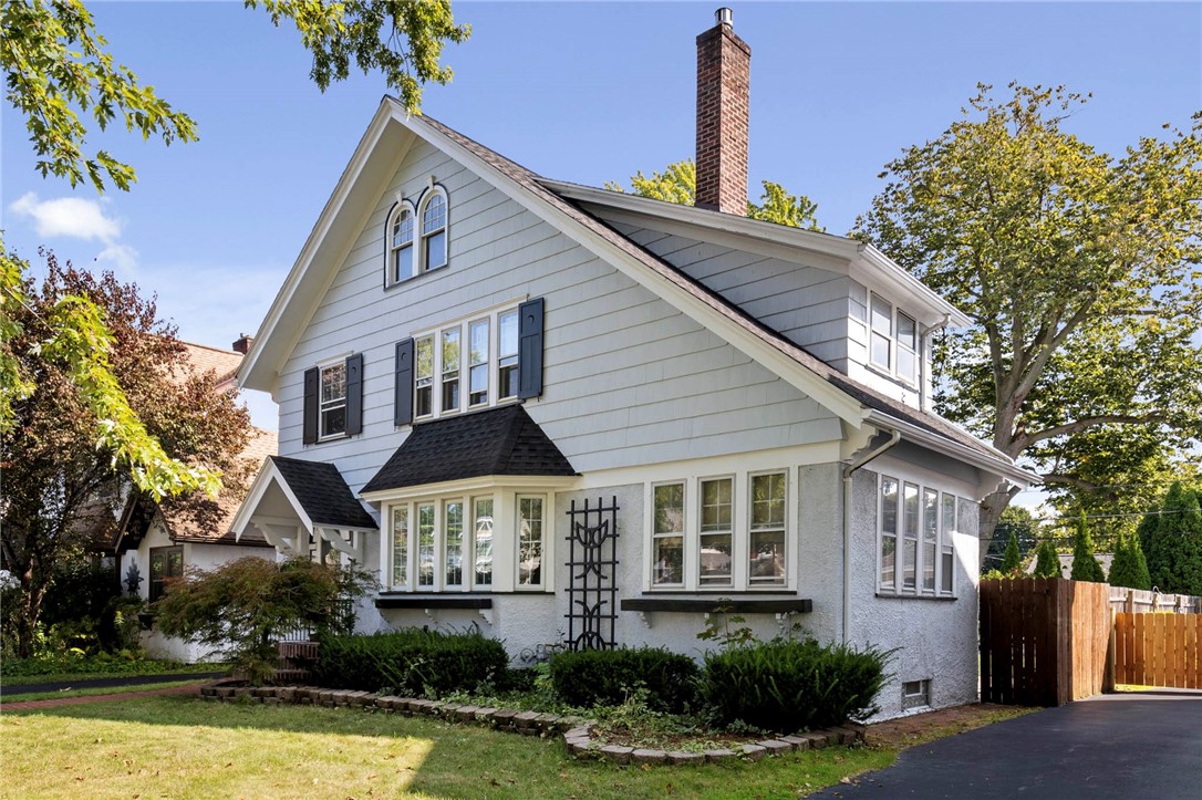 345 Hurstbourne Road Irondequoit, NY 14609 - Photo 2 of 34