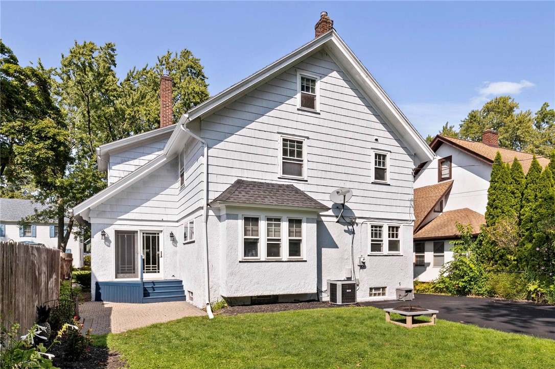 345 Hurstbourne Road Irondequoit, NY 14609 - Photo 32 of 34