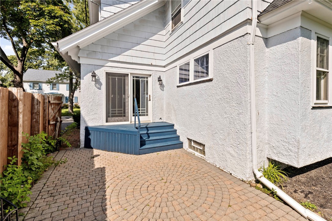 345 Hurstbourne Road Irondequoit, NY 14609 - Photo 33 of 34