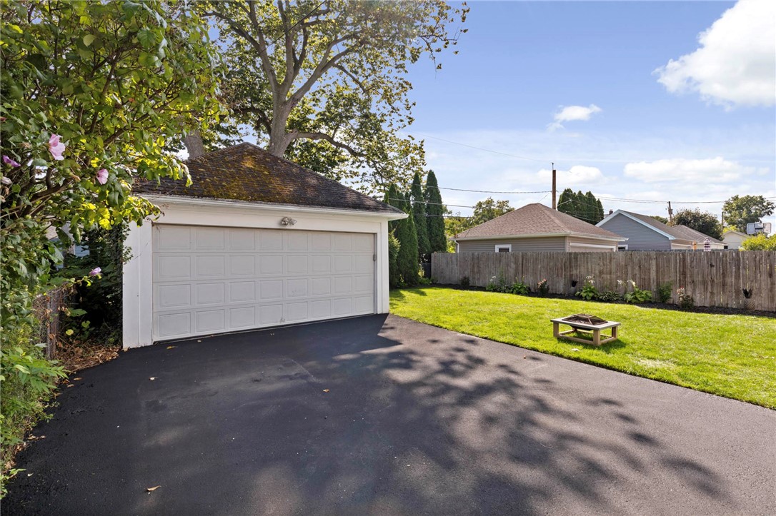 345 Hurstbourne Road Irondequoit, NY 14609 - Photo 34 of 34