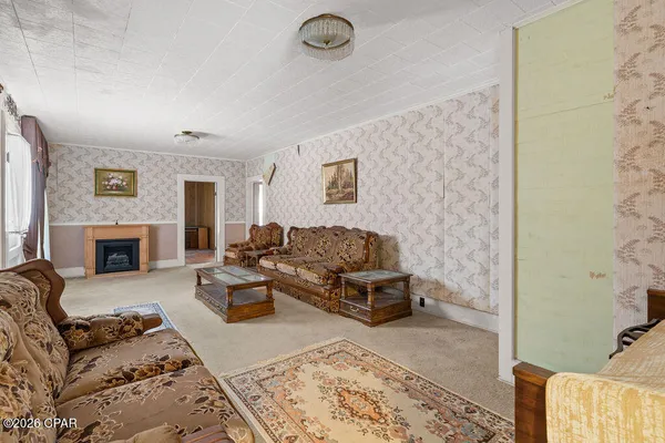 $99,900 | 987 7th Avenue, Graceville, FL 32440