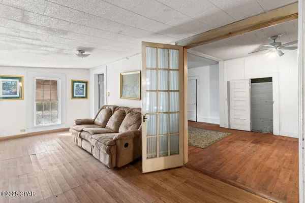 $99,900 | 987 7th Avenue, Graceville, FL 32440