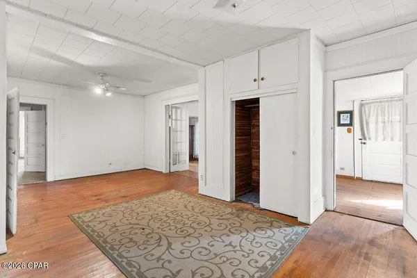 $99,900 | 987 7th Avenue, Graceville, FL 32440