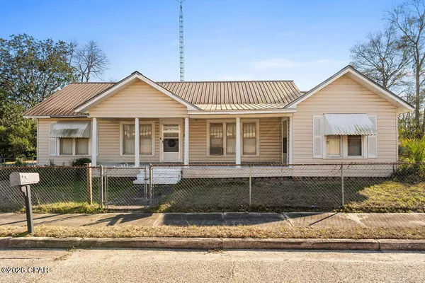 $99,900 | 987 7th Avenue, Graceville, FL 32440