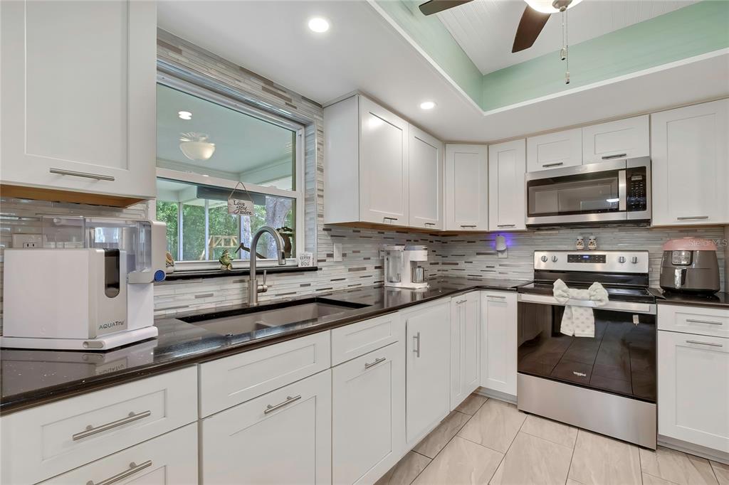 9043 Gaynor Street Spring Hill, FL 34608 - Photo 18 of 35