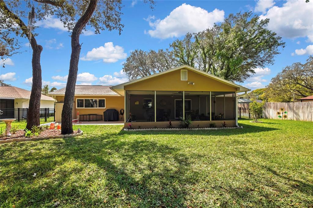 9043 Gaynor Street Spring Hill, FL 34608 - Photo 3 of 35