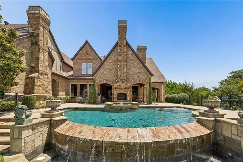 $2,489,000 | 5804 Chalford Common, Colleyville, TX 76034