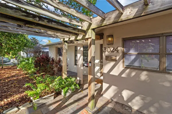 $5,900 | 3024 Northeast 2nd Terrace, Wilton Manors, FL 33334