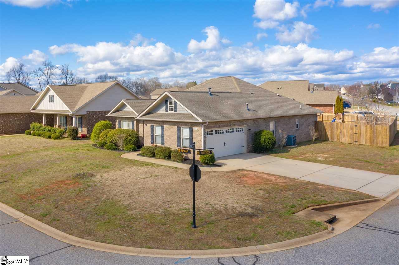 940 Rip Rap Drive Boiling Springs, SC 29316 - Photo 7 of 35 Gallery Image 7
