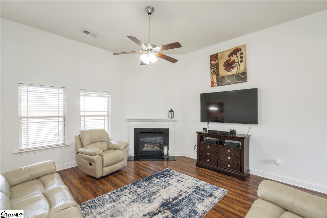 940 Rip Rap Drive Boiling Springs, SC 29316 - Photo 10 of 35 Gallery Image 10