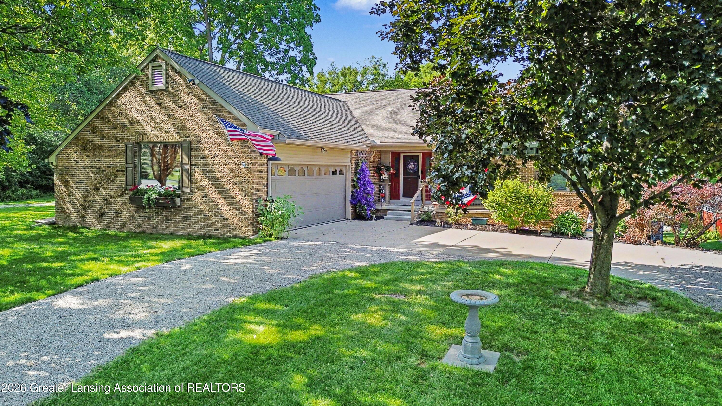 5589 North Territorial Road Ann Arbor, MI 48105 - Photo 2 of 29 Front