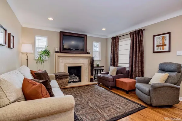 $3,850 | 1240 Cherry Street, Denver, CO 80220