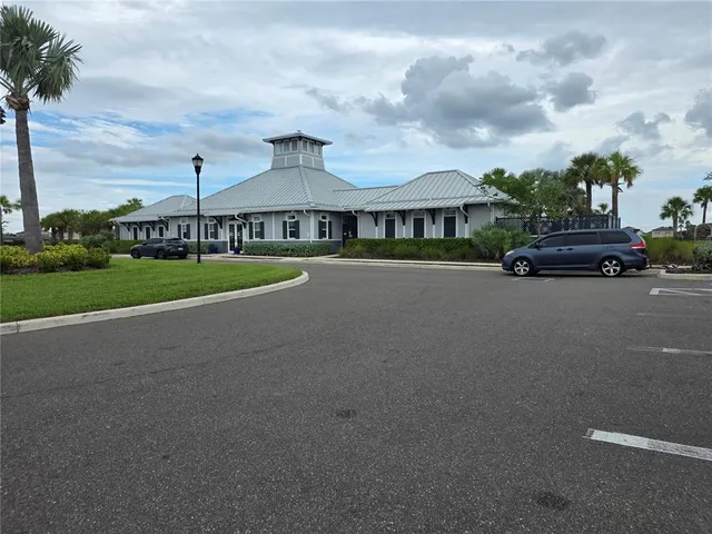 $359,900 | 566 Sunlit Coral Street, Ruskin, FL 33570