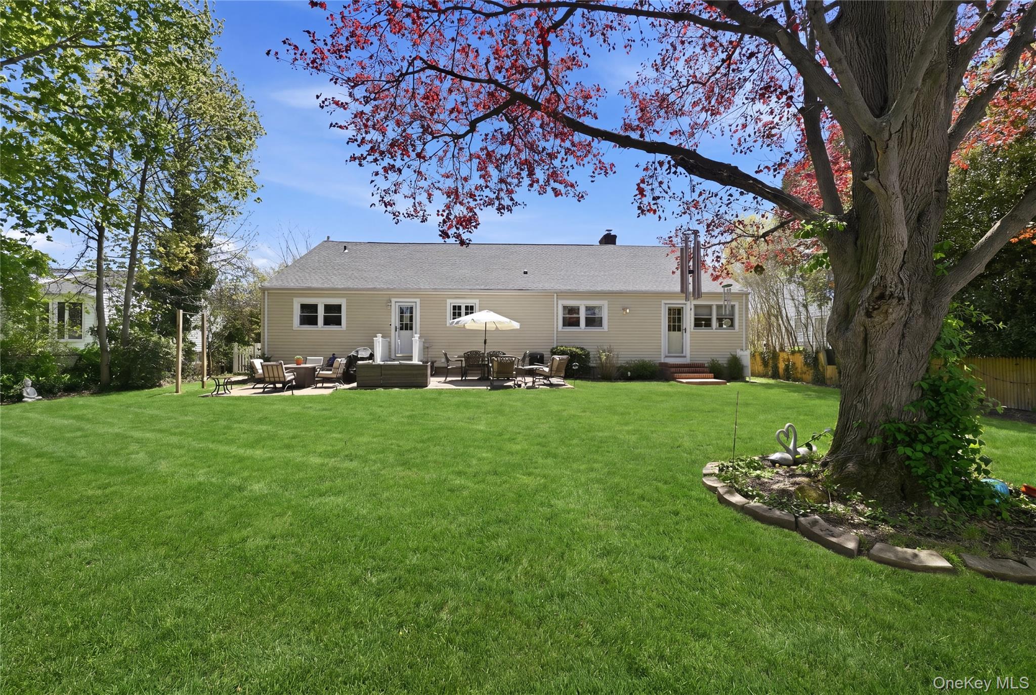 11 Rumson Road Massapequa, NY 11758 - Photo 29 of 31