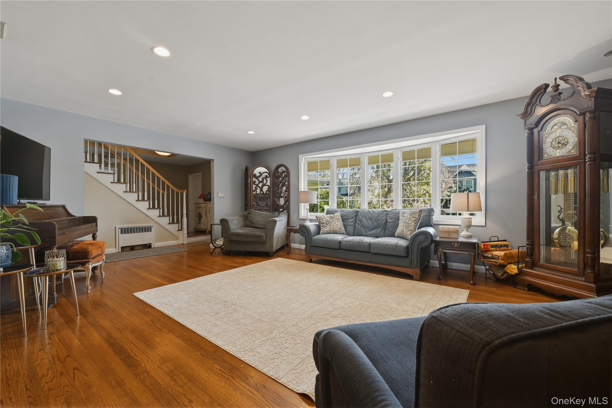 11 Rumson Road Massapequa, NY 11758 - Photo 7 of 31
