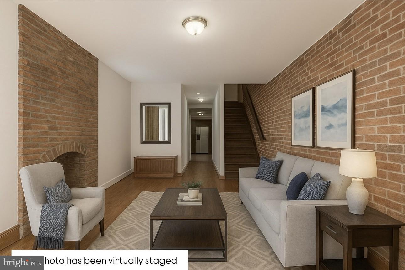 Entry way Virtually Staged