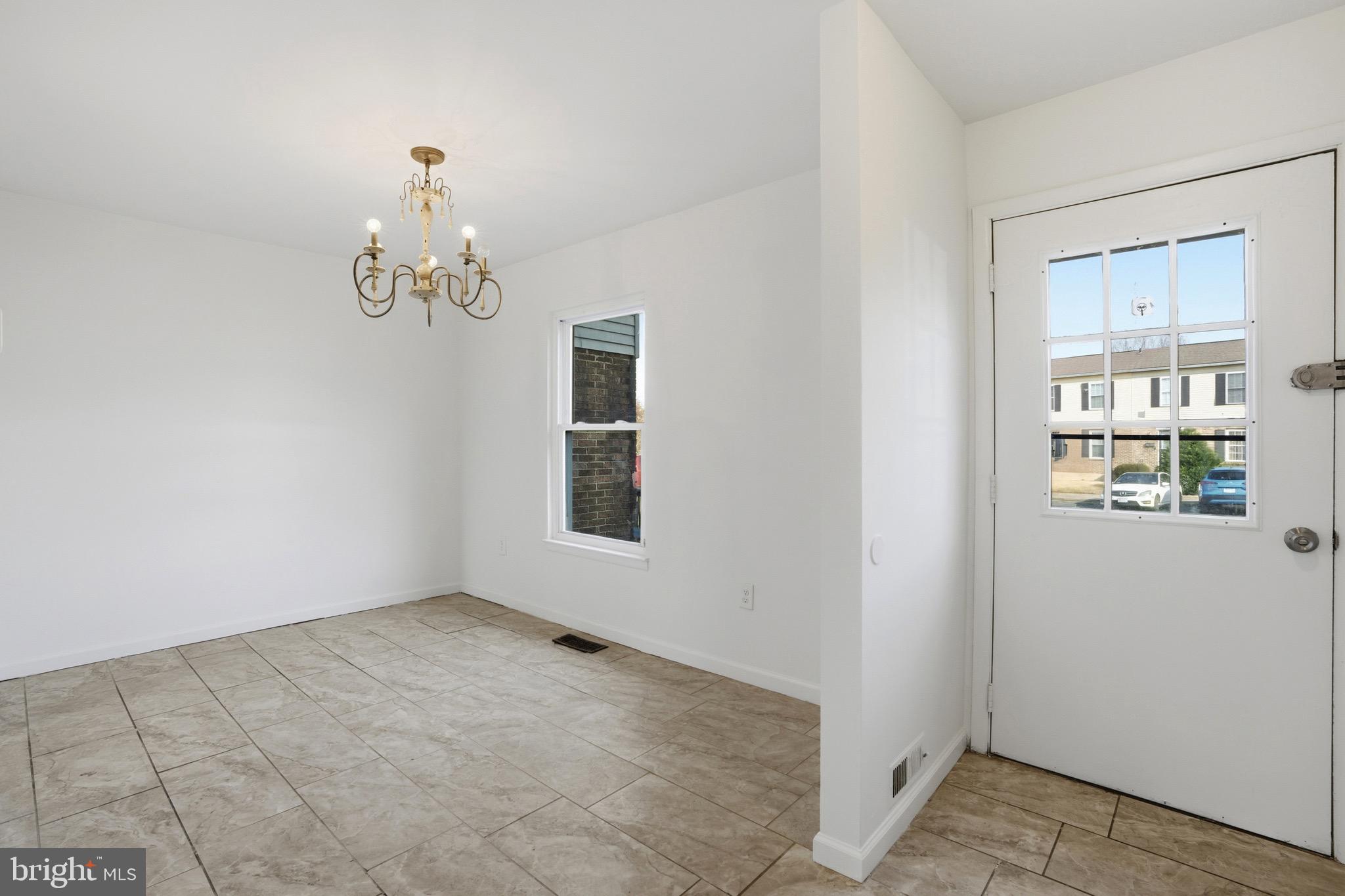 7219 Crafford Place Fort Washington, MD 20744 - Photo 4 of 27