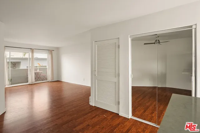 $3,495 | 834 6th Street, Unit 202, Santa Monica, CA 90403
