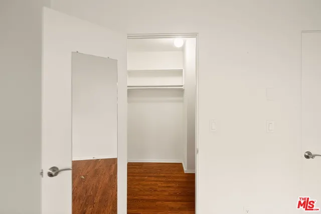 $3,495 | 834 6th Street, Unit 202, Santa Monica, CA 90403