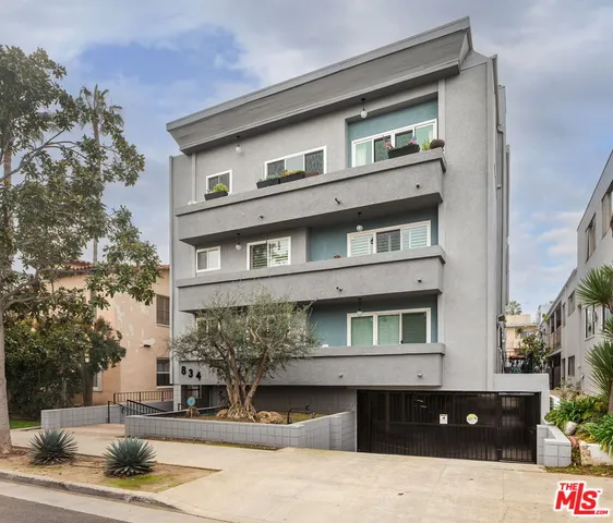 $3,495 | 834 6th Street, Unit 202, Santa Monica, CA 90403