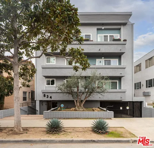 $3,495 | 834 6th Street, Unit 202, Santa Monica, CA 90403