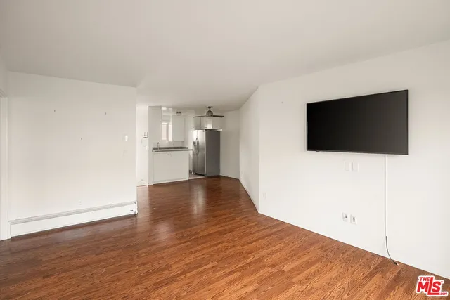 $3,495 | 834 6th Street, Unit 202, Santa Monica, CA 90403